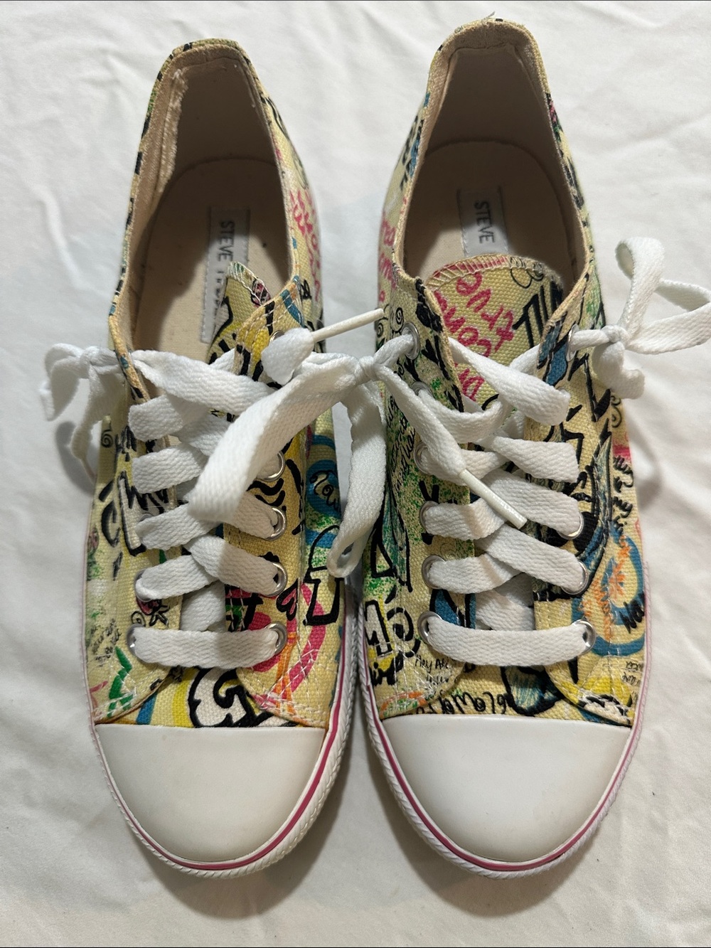 Steve Madden Kids Multicolor Graffiti Canvas Sneakers with White Laces